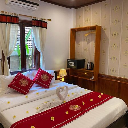 Golden Lotus Place Луанг Прабанг Екстериор снимка