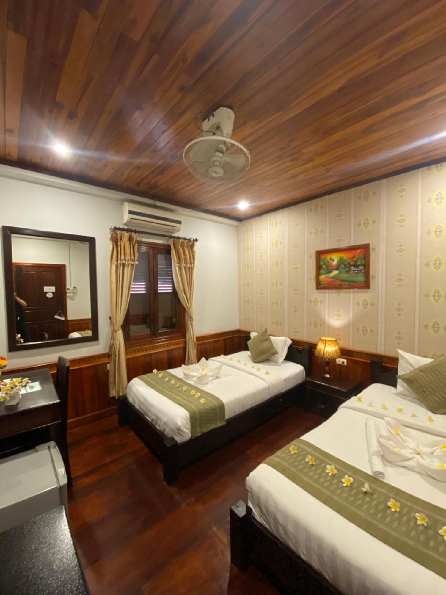 Golden Lotus Place Луанг Прабанг Екстериор снимка