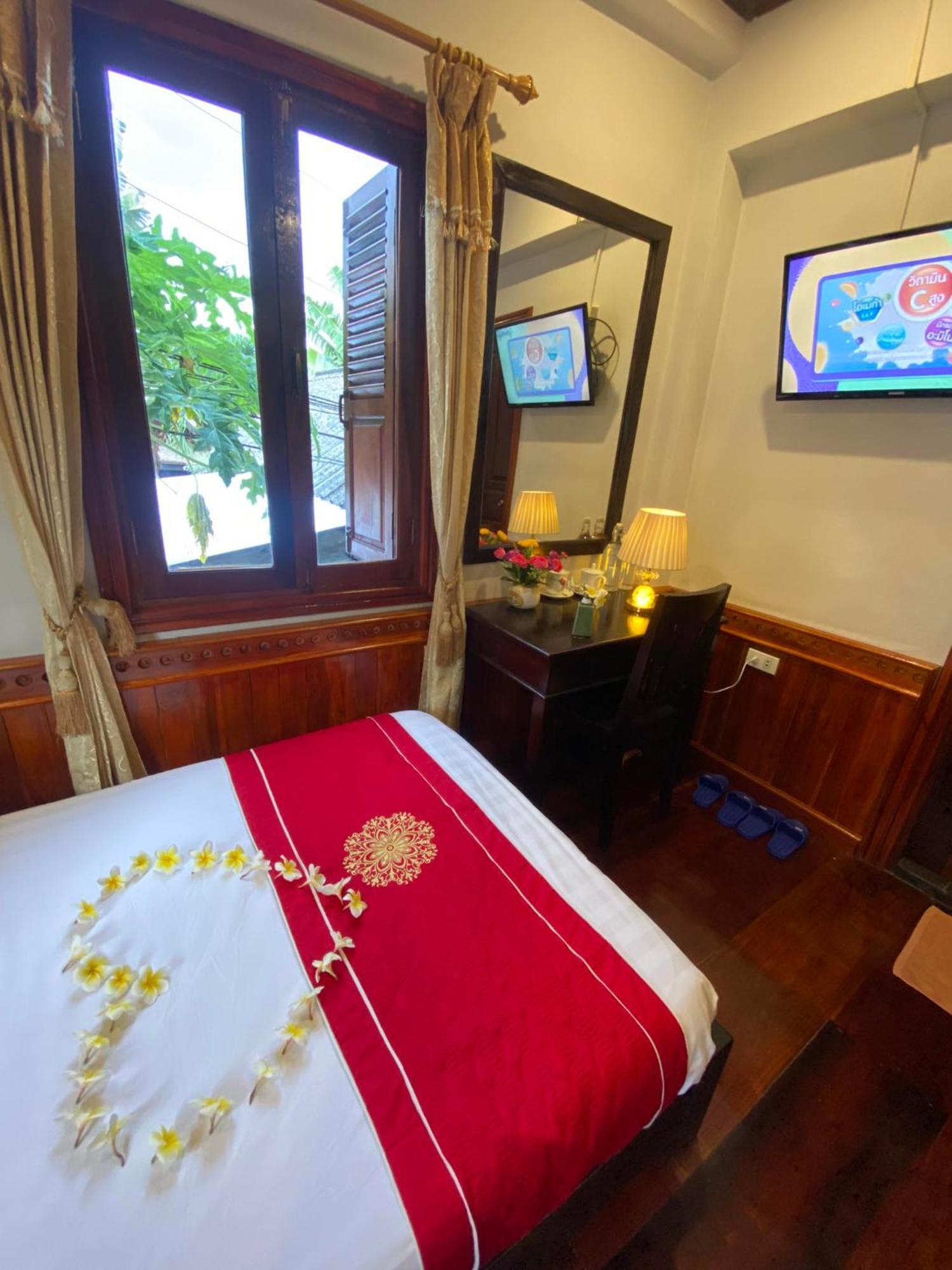 Golden Lotus Place Луанг Прабанг Екстериор снимка