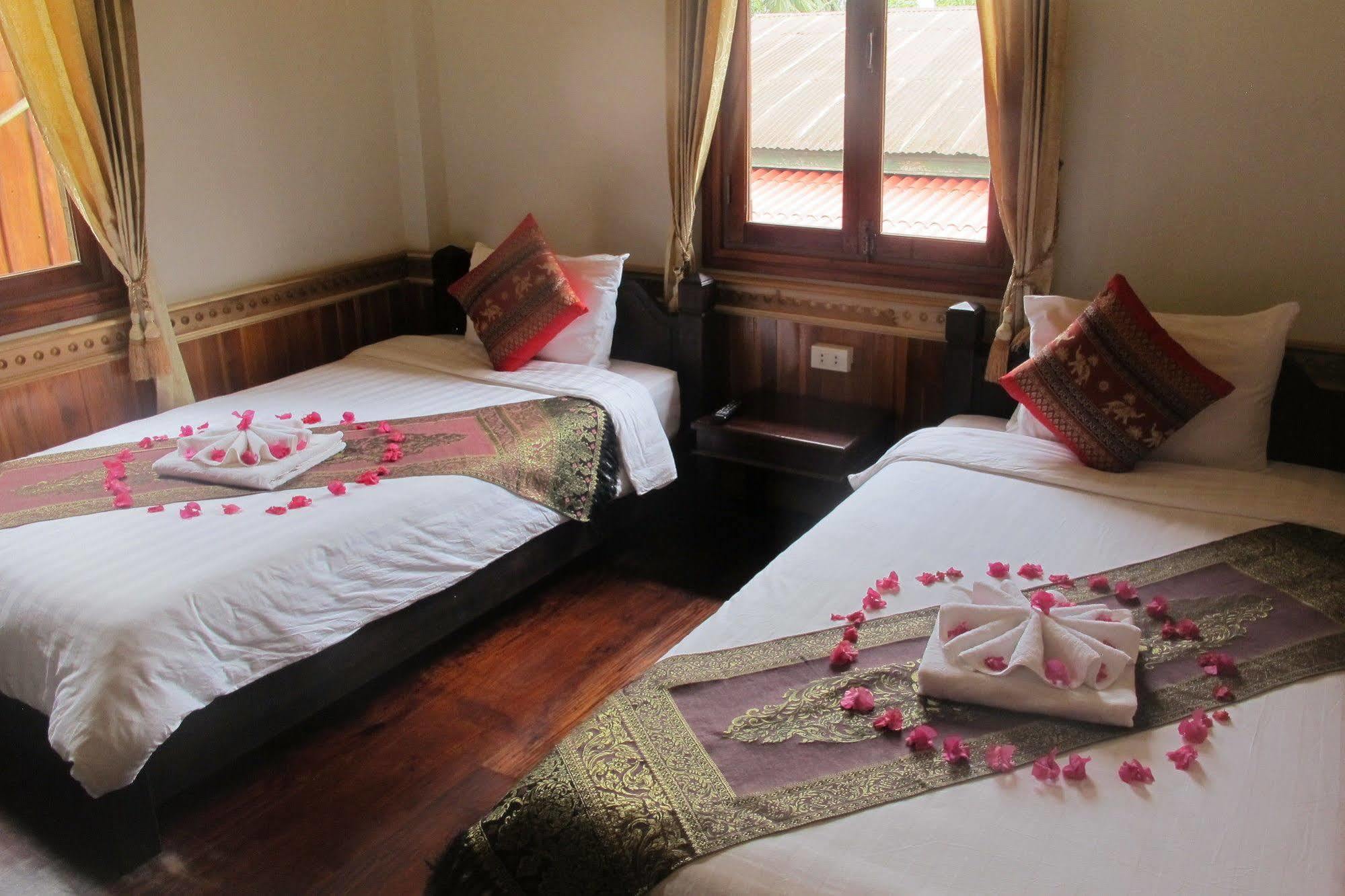 Golden Lotus Place Луанг Прабанг Екстериор снимка